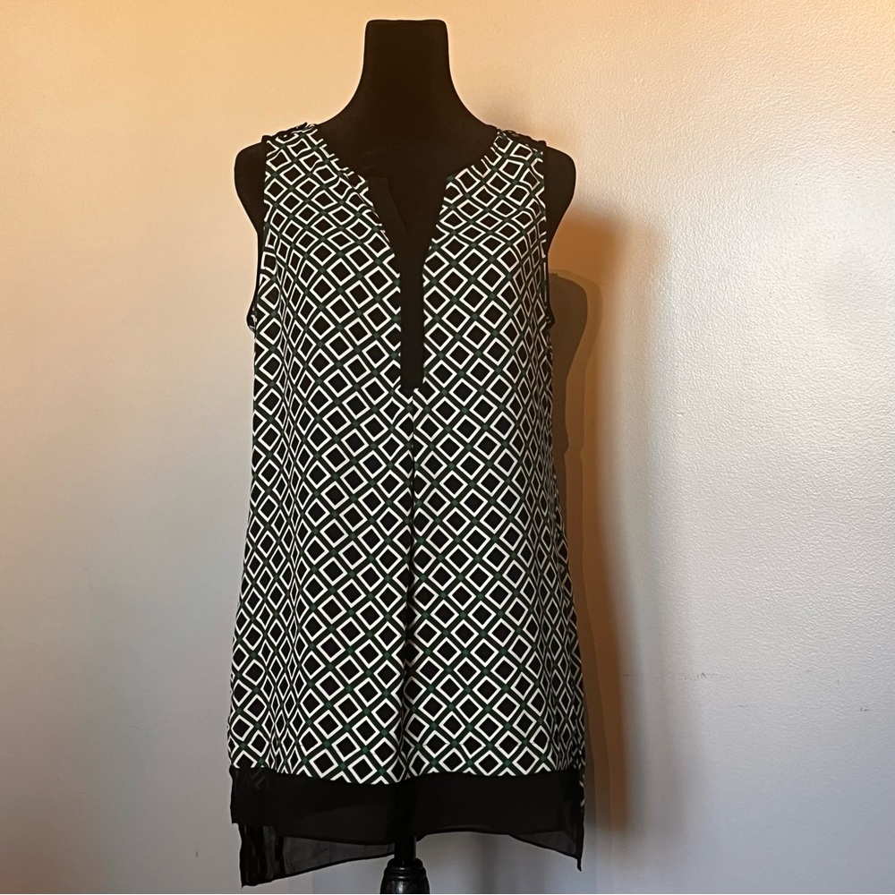 💚 White House Black Market High Low Split Tunic Blouse